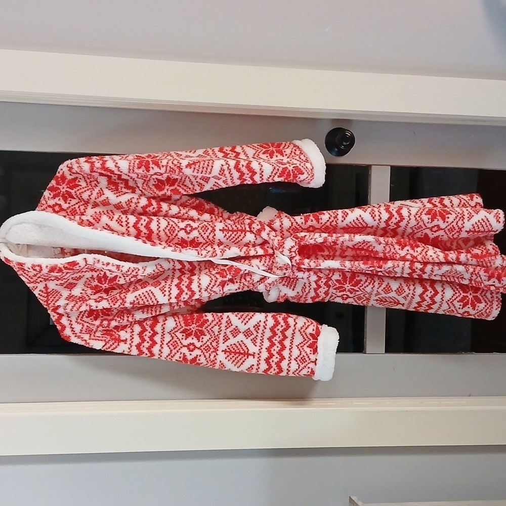 Lights Off| super soft red/white long bathrobe-NWT